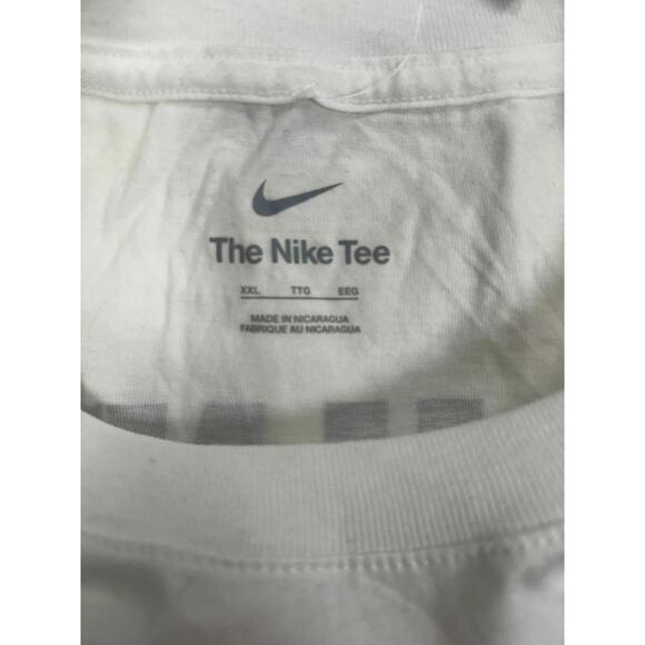 Nike Men's Graphic Tee - Picture 6 of 7